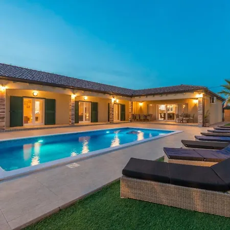 Idassa Zadarvillas Villa